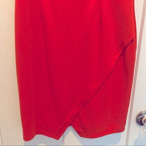 Mystic Sleeveless Open Back Coral Dress with Gold Studs Women’s Large (L) - Picture 4 of 5